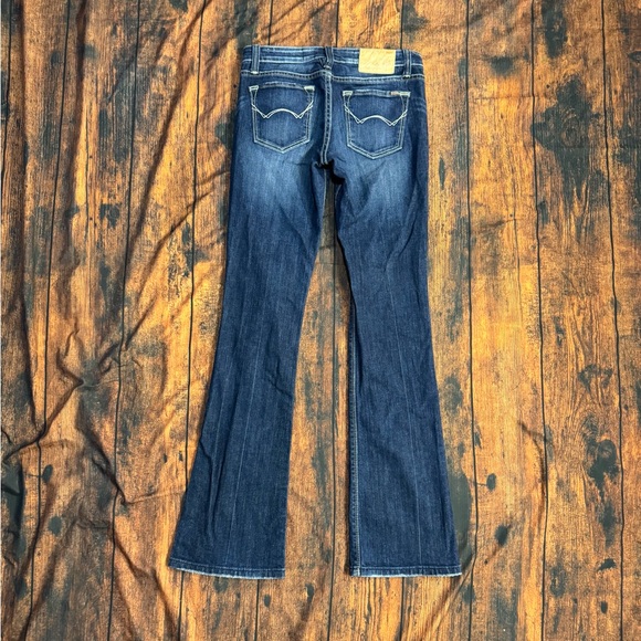 CULT OF INDIVIDUALITY Bohemi Boot Cut Jean in Dark Wash 27 - Picture 3 of 8